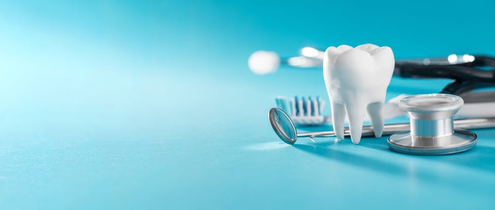 Dentes e instrumentos de manutenção oral de dentistas Dentes e instrumentos de manutenção oral de dentistas