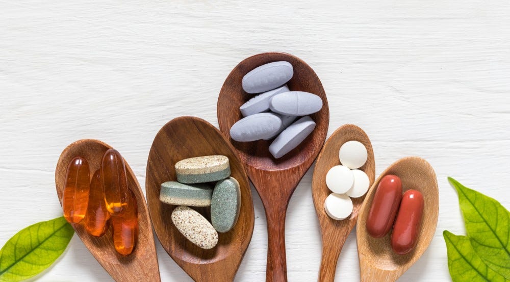 medicamentos em colheres medicamentos em colheres